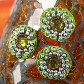 Prima - Flower Centres - Dynasty - Peridot